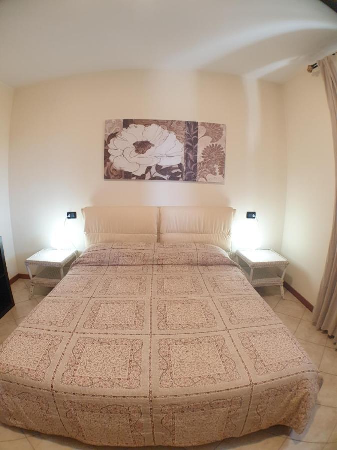 La Fenice Holiday Apartment มาแนร์บา เดล การ์ดา ภายนอก รูปภาพ